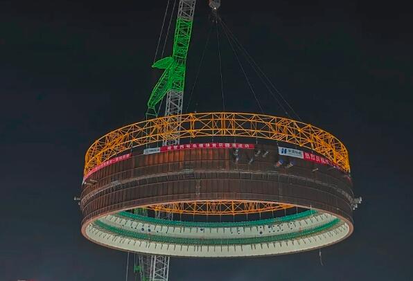 海南昌江核电厂4号机组模块一吊装成功