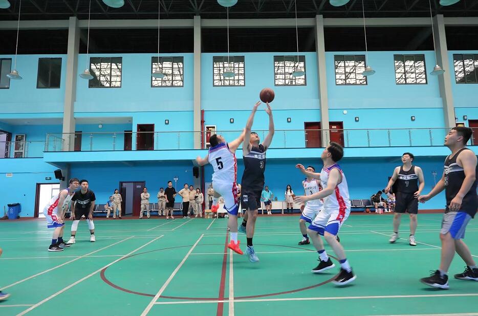 大唐环境特许经营分公司与大唐南京发电厂开展篮球友谊赛