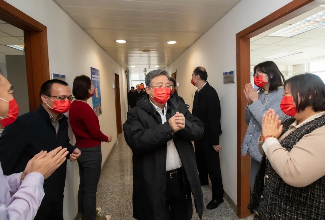 中核集团领导走访慰问总部各部门、有关单位干部职工 送去新春祝福