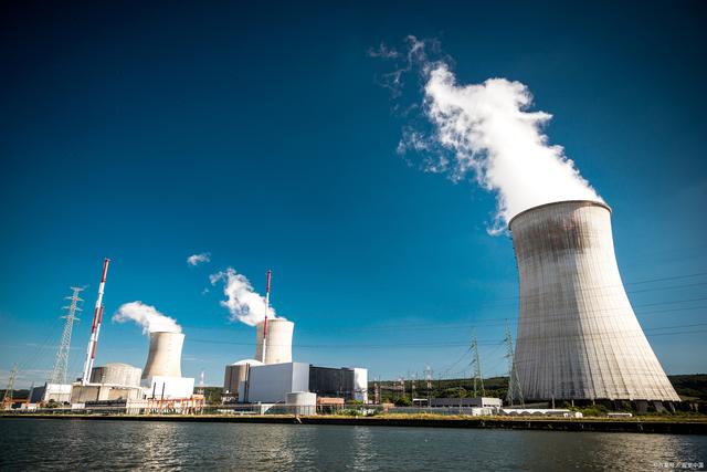 核电报告：绿电基建大时代，核电迎再次腾飞