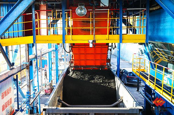 神东自产煤完成8184万吨保持高产稳产态势